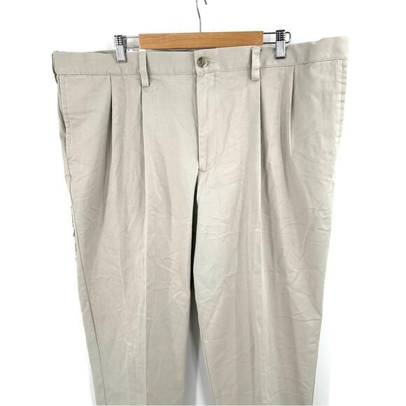 Dockers Big & Tall Classic Fit Pleated Easy Khakis Size 44x30 - Picture 2 of 7